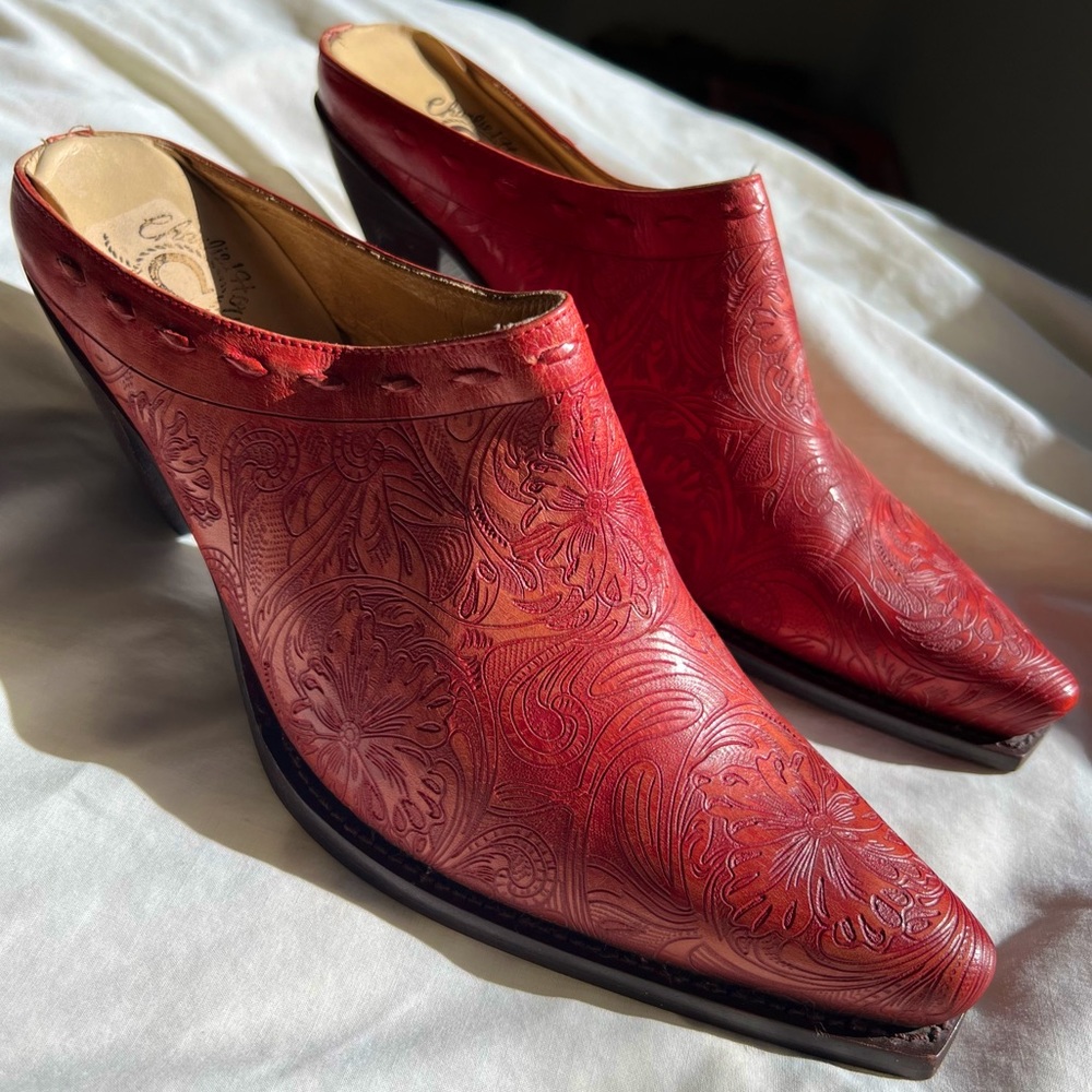 Beautiful Leather Western Mules - Charlie 1 Horse - size 8.5